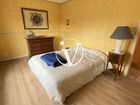 Estate Agents Picture 2