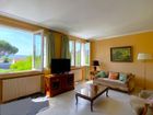 Estate Agents Picture 2