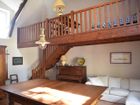 Estate Agents Picture 3