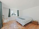 Estate Agents Picture 3