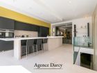Estate Agents Picture 3