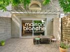 Estate Agents Picture 3