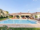 Estate Agents Picture 3