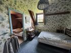Estate Agents Picture 3