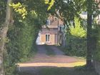 Estate Agents Picture 2