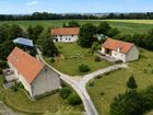 Estate Agents Picture 3