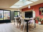 Estate Agents Picture 3