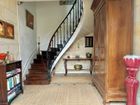 Estate Agents Picture 3
