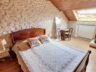 Estate Agents Picture 3