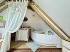 Estate Agents Picture 2