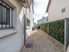 Estate Agents Picture 3