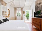 Estate Agents Picture 2