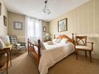 Estate Agents Picture 3