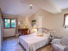 Estate Agents Picture 3