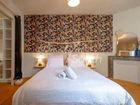 Estate Agents Picture 2