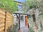 Estate Agents Picture 3