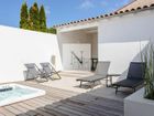 Estate Agents Picture 3