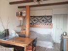 Estate Agents Picture 3