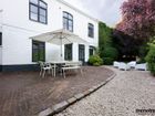 Estate Agents Picture 3