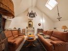 Estate Agents Picture 3