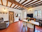Estate Agents Picture 3