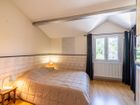 Estate Agents Picture 3