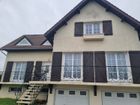 Estate Agents Picture 2