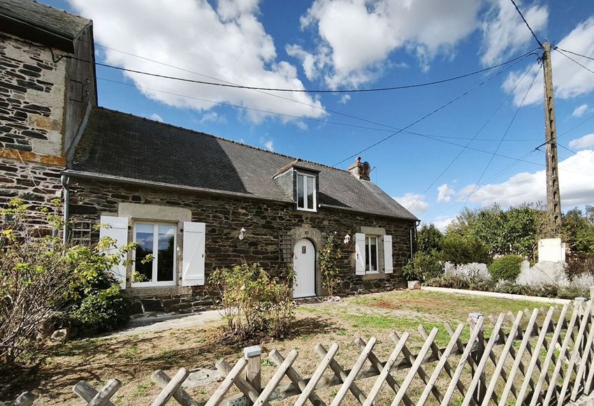 Image Façade à  maison mitoyenne de Cléguérec