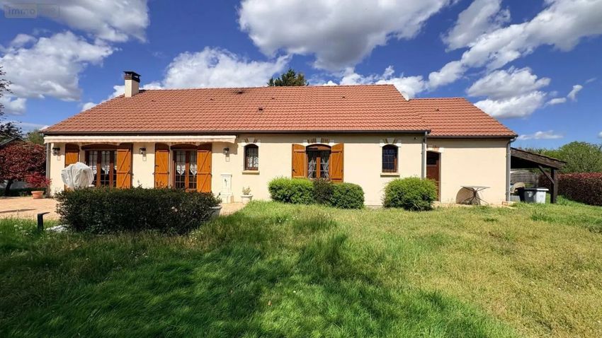 Image Façade à  maison individuelle de Nançay