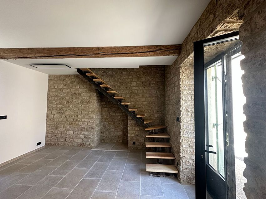 Image Détails à  maison de village de Mouriès