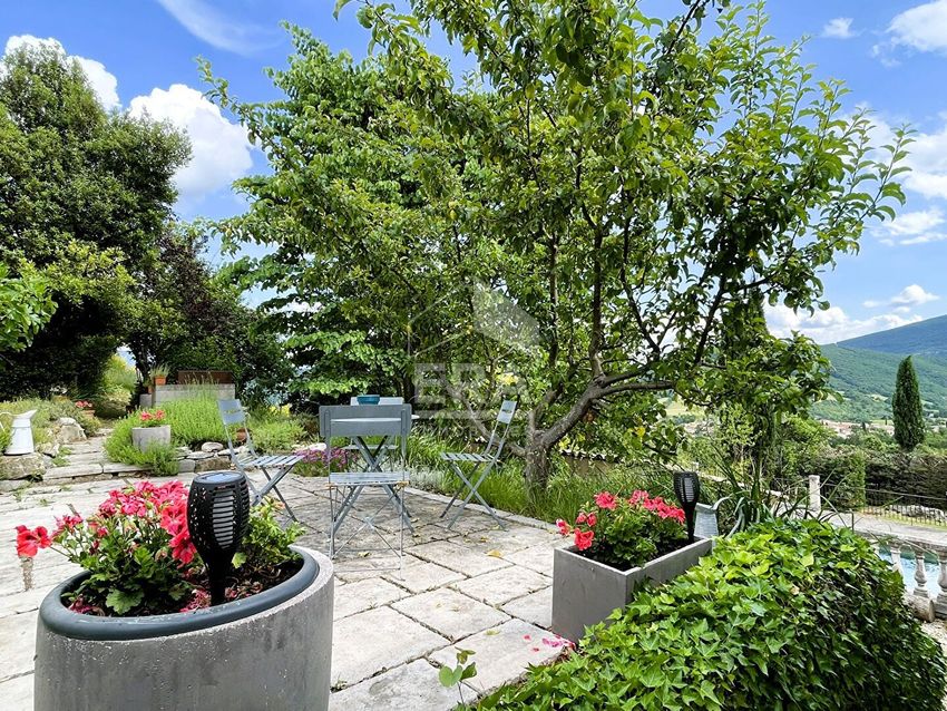 Image Jardin à  maison individuelle de Sisteron