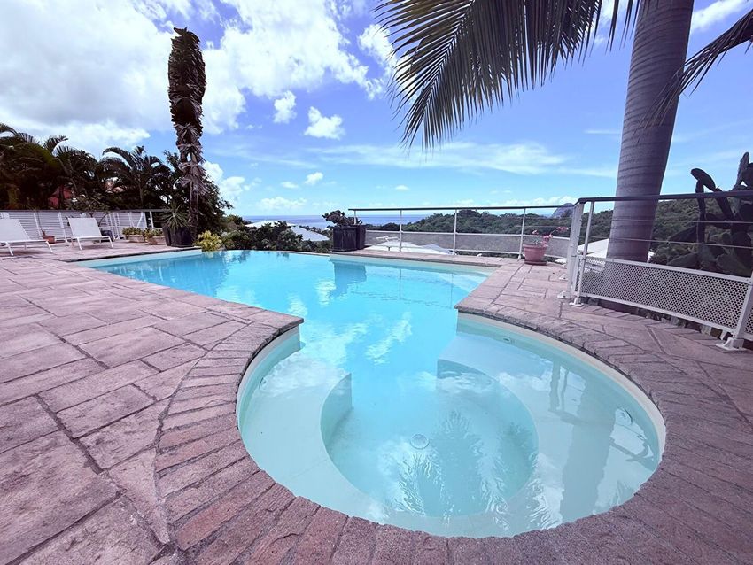 Image Piscine à  villa de Le Diamant