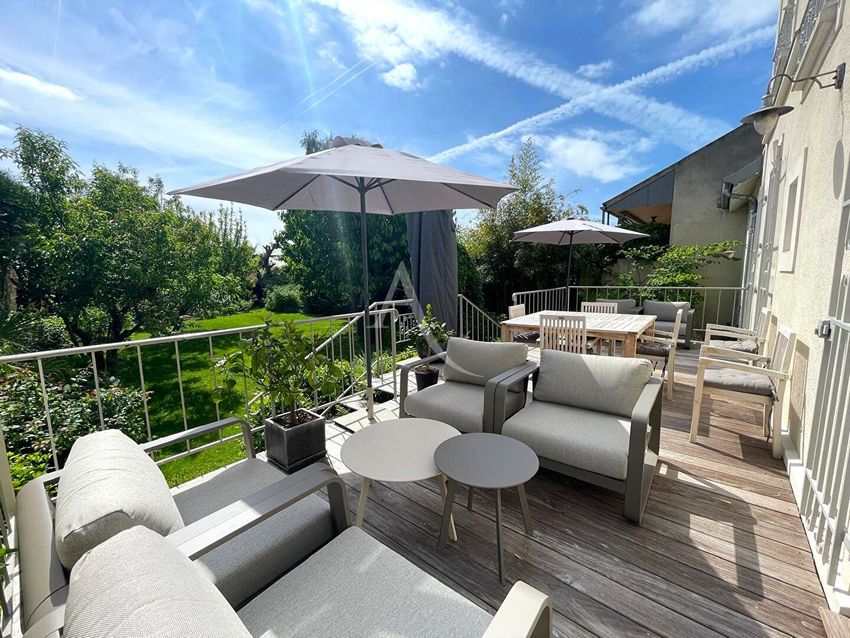 Image Terrasse à  maison mitoyenne de Grisy-Suisnes