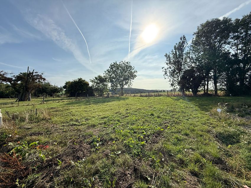 Image de terrain à Épinay-sur-Odon