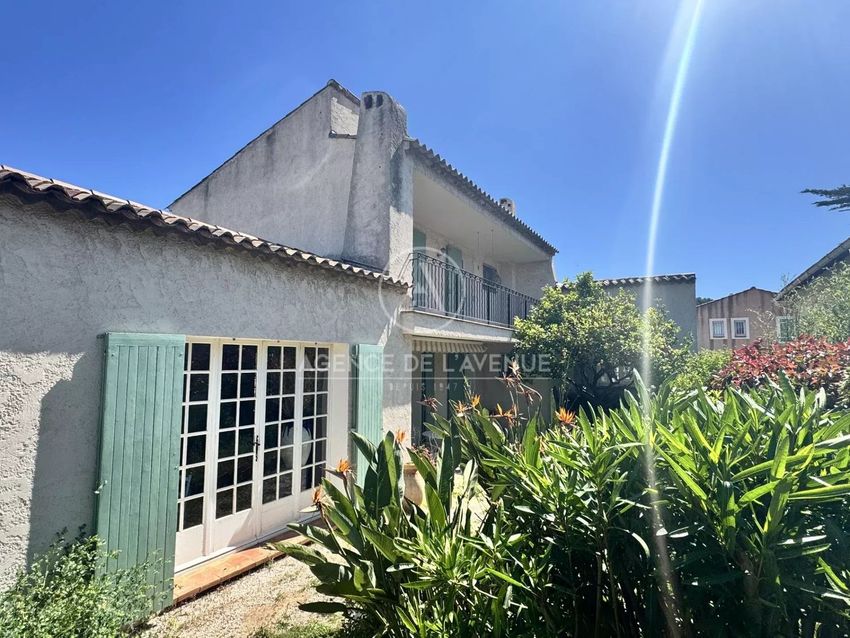Image Façade à  maison individuelle de La Seyne-sur-Mer