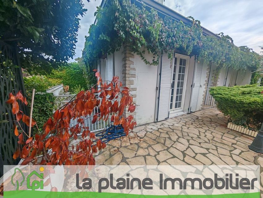 Image Façade à  maison individuelle de Ifs