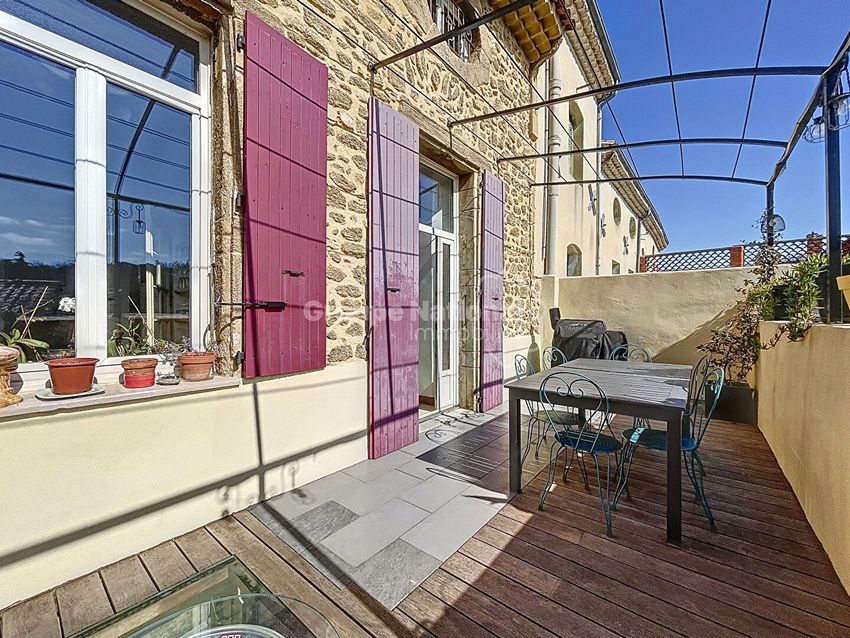 Image Terrasse à  maison mitoyenne de Rochegude