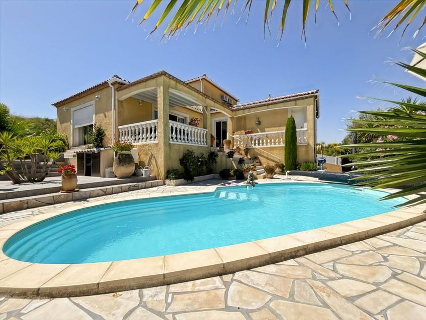 Image Piscine à  maison individuelle de Maraussan