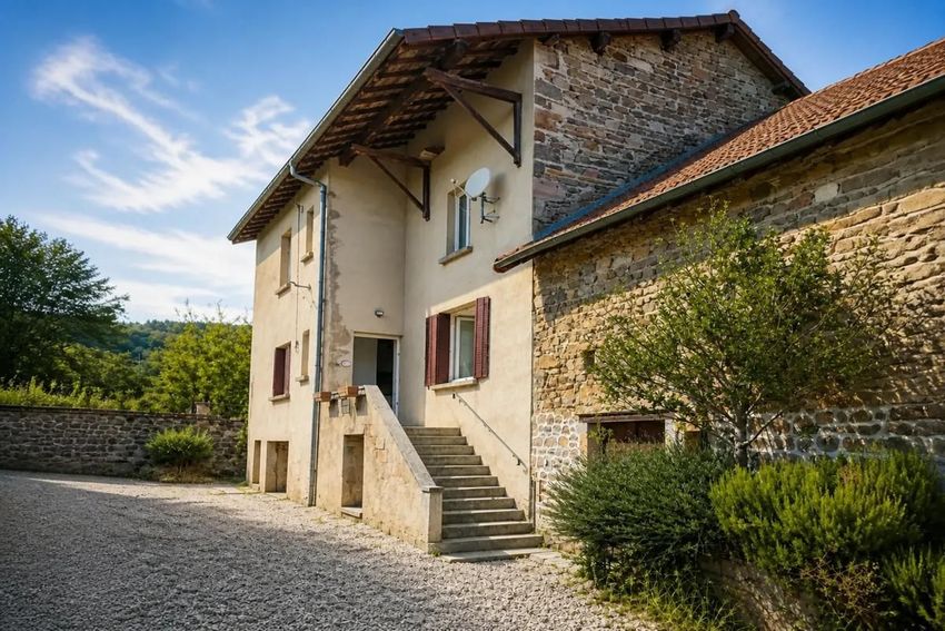 Image Façade à  maison individuelle de Sivignon