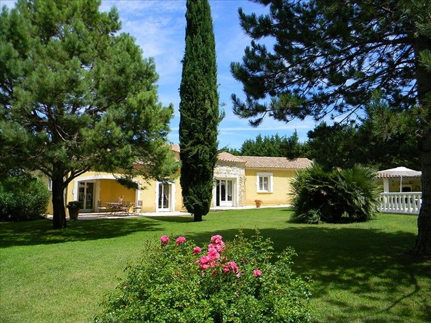 Image Façade à  villa de Allan
