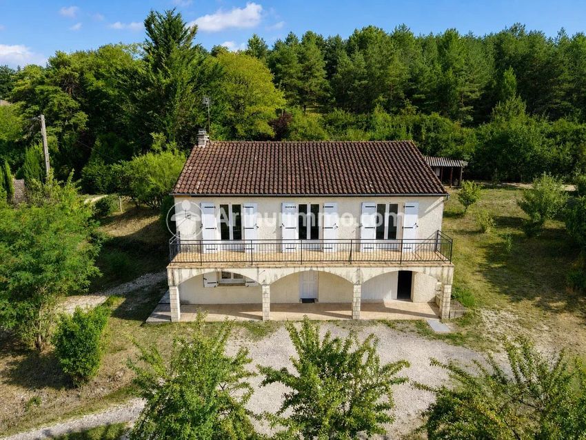 Image Façade à  maison individuelle de Léguillac-de-l'Auche