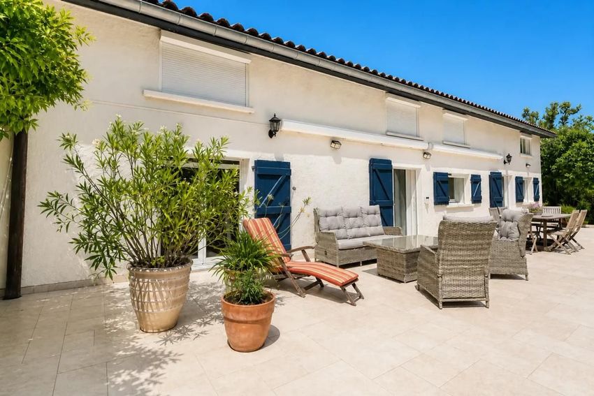 Image Façade à  maison individuelle de La Bastide-de-Besplas