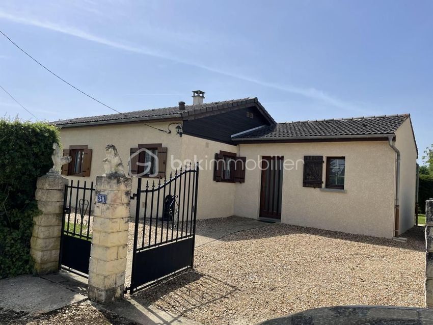 Image Façade à  maison individuelle de Sommecaise