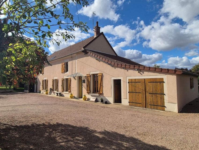 Image Façade à  maison individuelle de Garchy