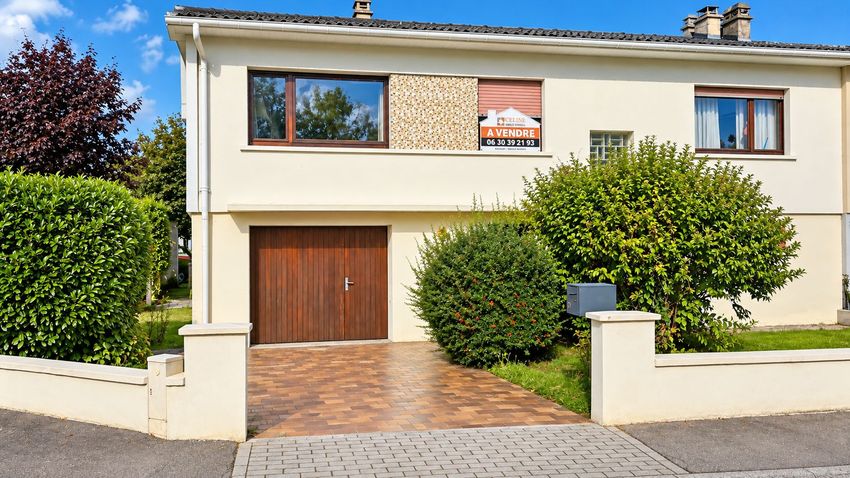 Image Façade à  maison individuelle de Cattenom