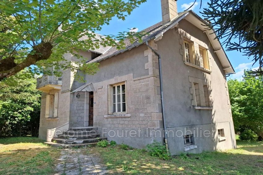 Image Façade à  maison individuelle de Égletons