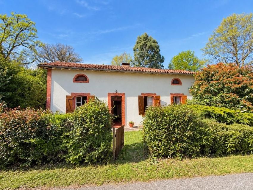 Image Façade à  maison individuelle de Montsoué