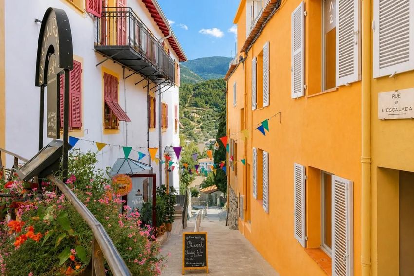 Image Façade à  maison de village de Levens