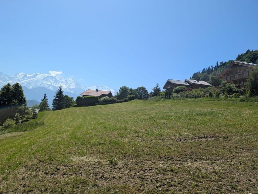 Image Vue à terrain de Sallanches