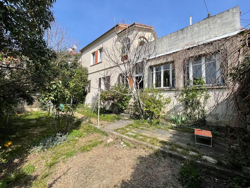 Image Façade à  maison individuelle de Aubenas